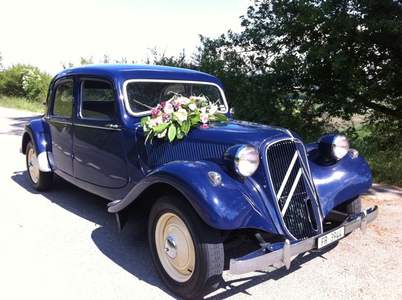 Oldtimer Citroen Large 1953, Oldtimer - 3218966623 mieten | Erento.ch